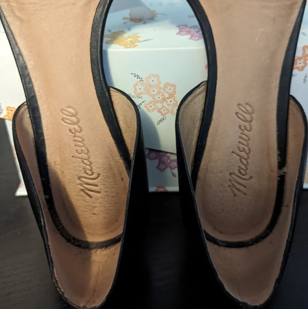 Madewell D'orsay flat in dotted calf hair, size 7